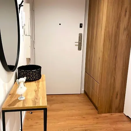 Rozowa Fala - Pinea *